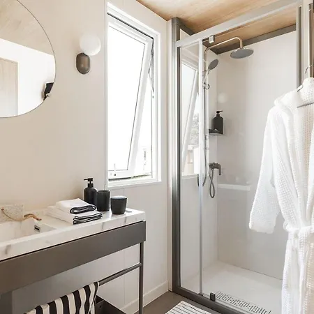 Au Bois Du Cé à 3km Du Puy Dufou Parque de Campismo