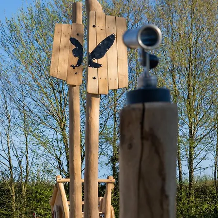 Au Bois Du Ce A 3km Du Puy Dufou Chambretaud