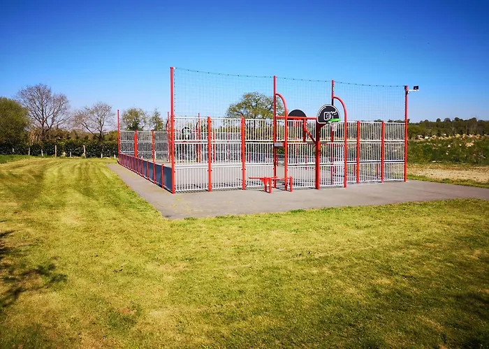 Au Bois Du Cé à 3km Du Puy Dufou