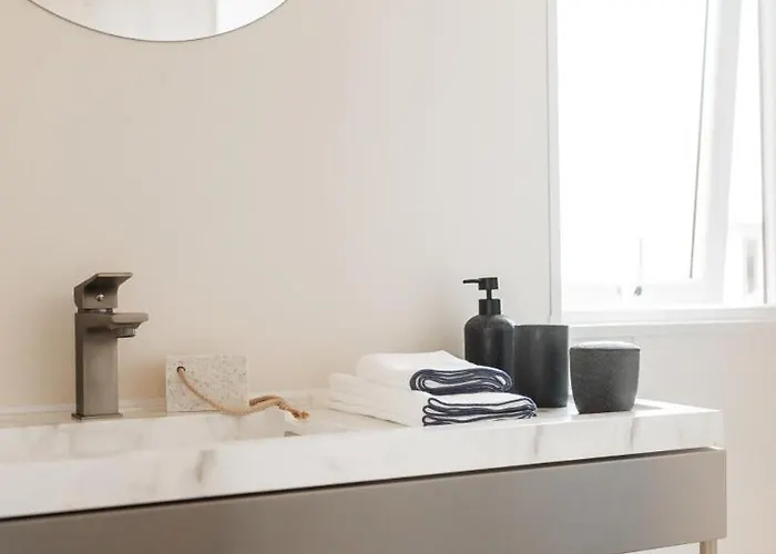 Au Bois Du Cé à 3km Du Puy Dufou *