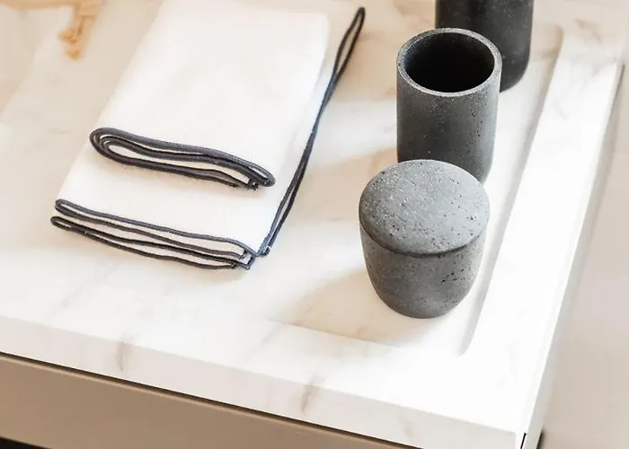 Au Bois Du Cé à 3km Du Puy Dufou